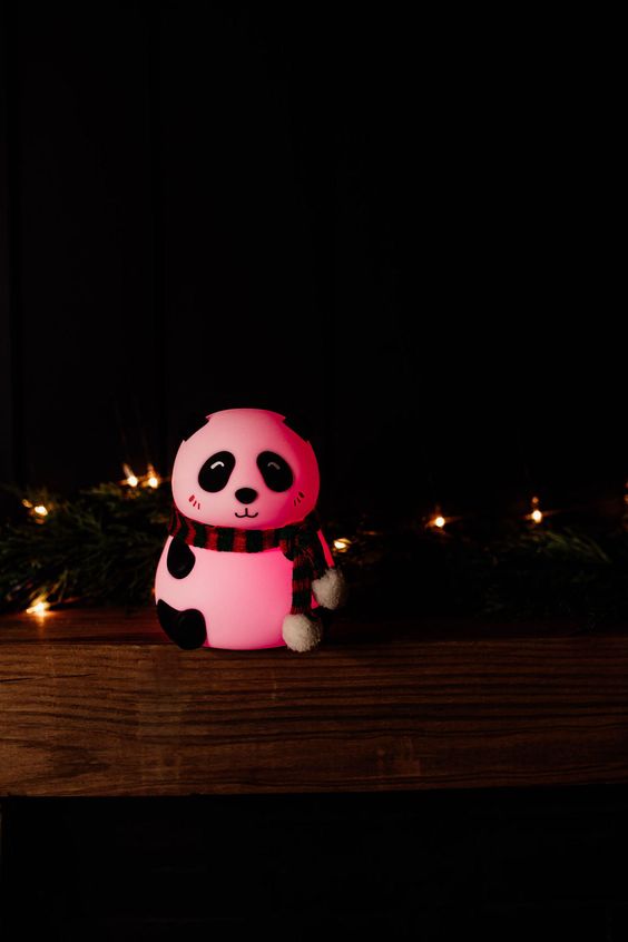 SILLICON PANDA LAMP